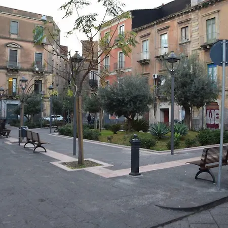 ベッド・アンド・ブレックファスト Luxury カターニア