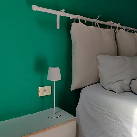 فندق مبيت وإفطار Luxury 3*