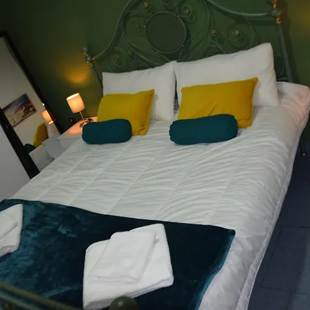 Alojamento de Acomodação e Pequeno-almoço Luxury