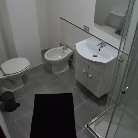 فندق مبيت وإفطار Luxury 3*